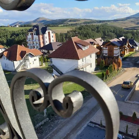 Apartament Narcis 17 - Novonamesteni Sa Prelepim Pogledom Na Tornik *