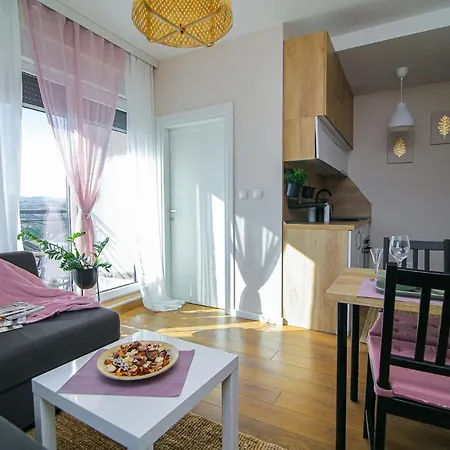 Appartement Narcis 17 - Novonamesteni Sa Prelepim Pogledom Na Tornik