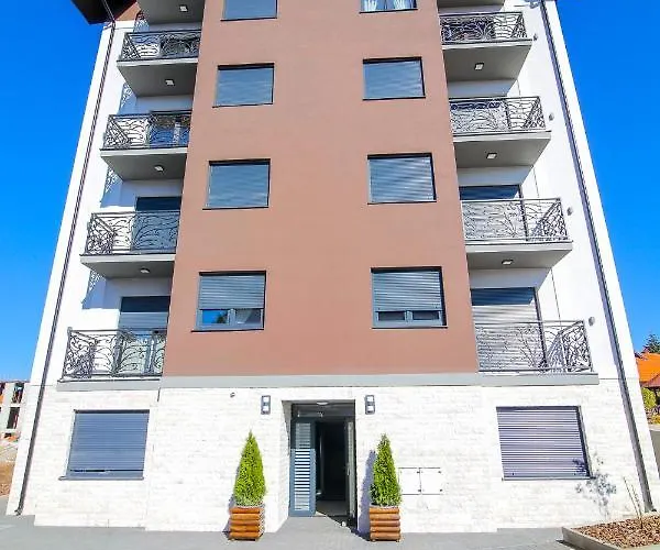 Narcis 17 - Novonamesteni Sa Prelepim Pogledom Na Tornik * Zlatibor