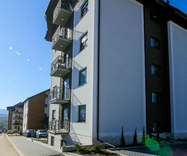 Narcis 17 - Novonamesteni Sa Prelepim Pogledom Na Tornik 아파트