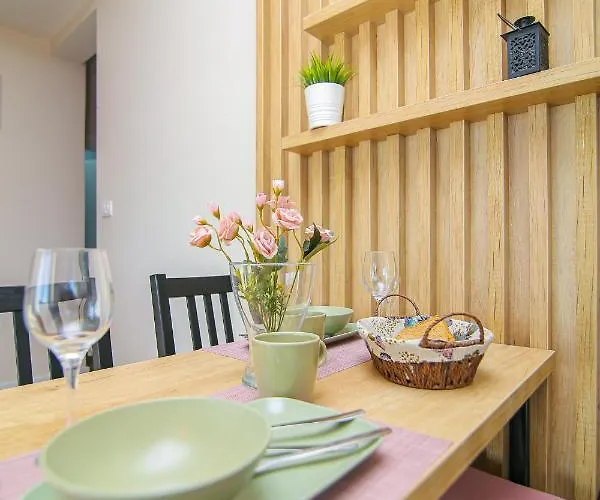 Narcis 17 - Novonamesteni Sa Prelepim Pogledom Na Tornik *